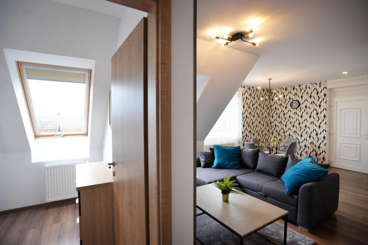 One Luxury Suites إغير المظهر الخارجي الصورة